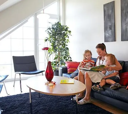 Semesterpark Selected Three-bedroom 03 *